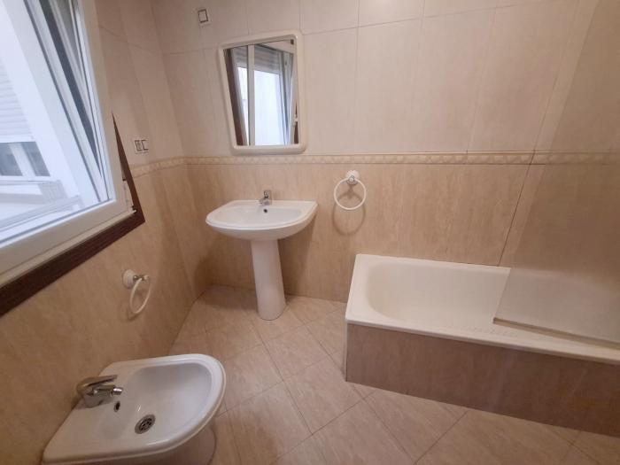 Se vende apartamento en la zona de Padín, Ribeira